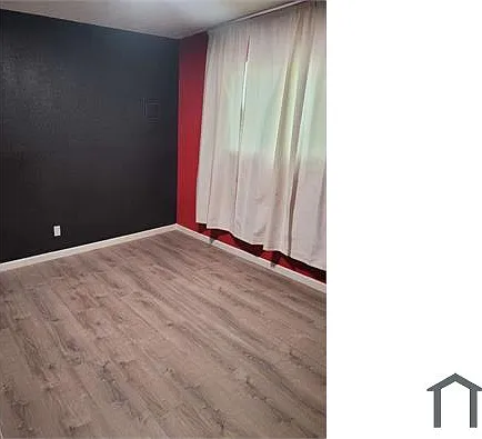 510 Vermont St NE #D — Photo 7