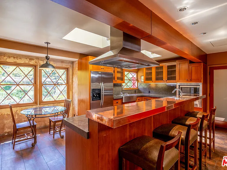 2524 Laurel Pass — Photo 12