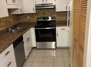 14545 S Manistee Ave APT 3C, Burnham, IL 60633