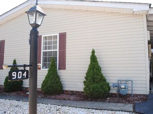 904 Windsor Ct, Carnegie, PA 15106