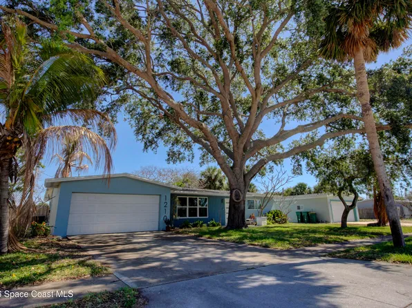1210 Yacht Club Blvd, Indian Harbour Beach, FL 32937