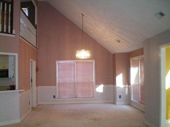 3rd image of 126 Acadian Dr