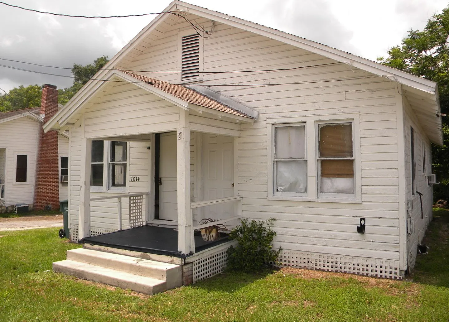 Duplex at 1016 NE 8th Ave. Ocala, FL 34470 — Photo 2