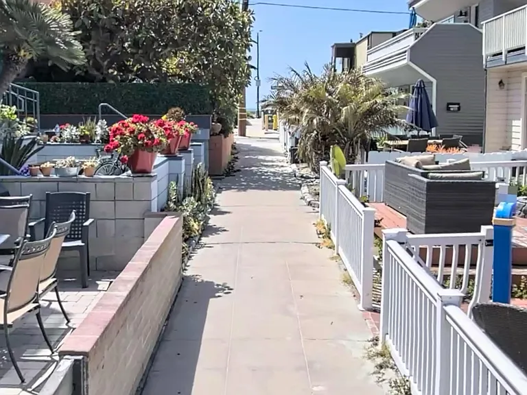 2683 Mission Blvd — Photo 19