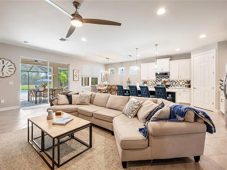 14606 Tropical Dr — Photo 7