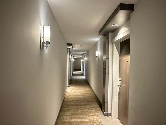 5th image of 9388 Tomicki Ave #613