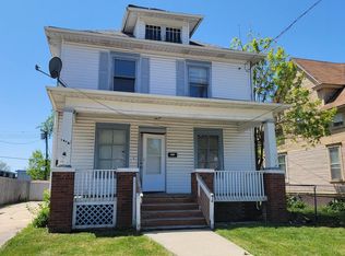 1818 Geneva St, Racine, WI 53402