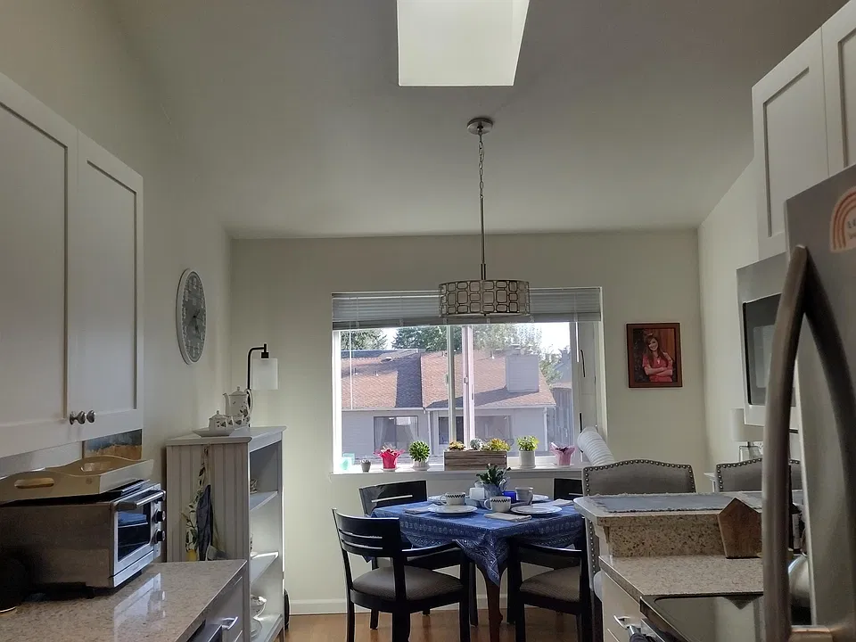 11803 93rd Ave NE