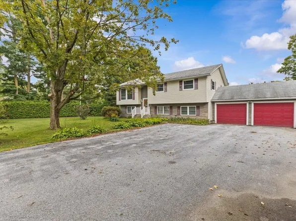 1085 Lamkin Street, Highgate, VT 05459
