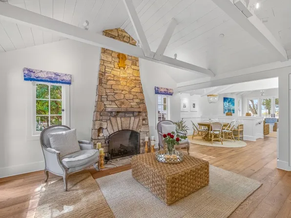 Lincoln 3 Sw Of 10th, Carmel By The Sea, CA 93921