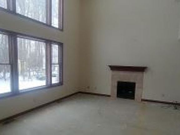 4th image of 4775 Glastonbury Cir