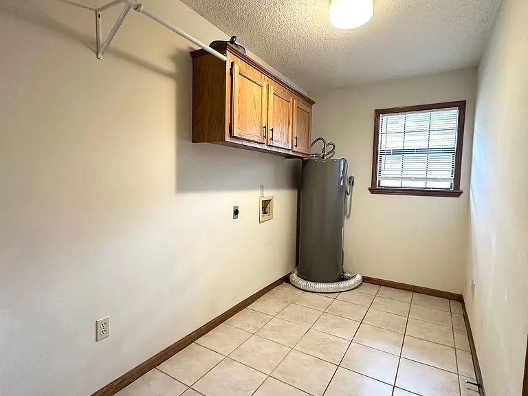 6853 Willie Lou Ave — Photo 16
