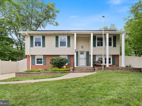 1207 Adams Ct, Waldorf, MD 20602