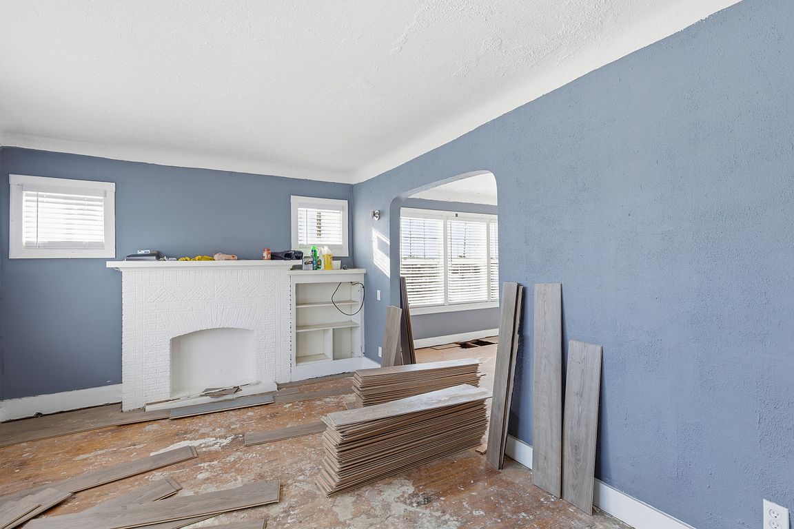 next background image