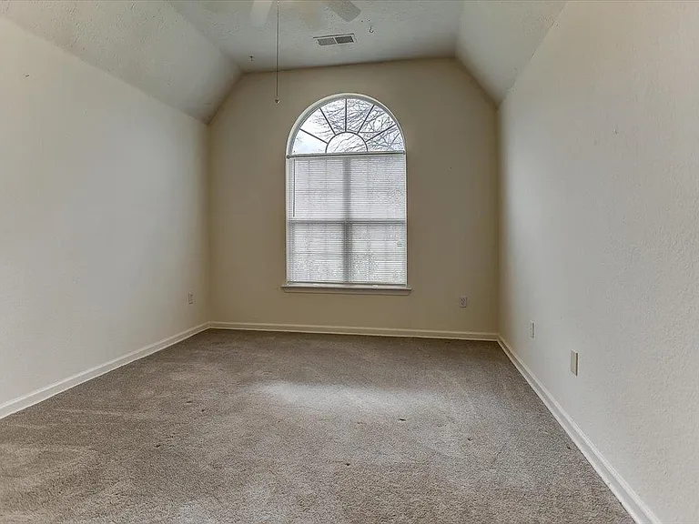 160 Cottonwood Dr — Photo 16