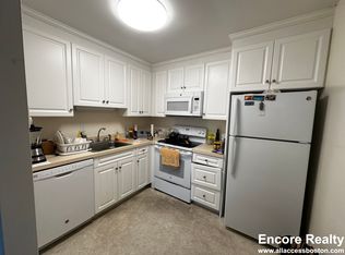 35 Vernon St #418, Brookline, MA 02446