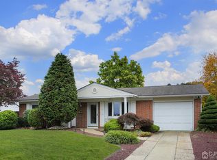 14 Throop Ave, Monroe Township, NJ