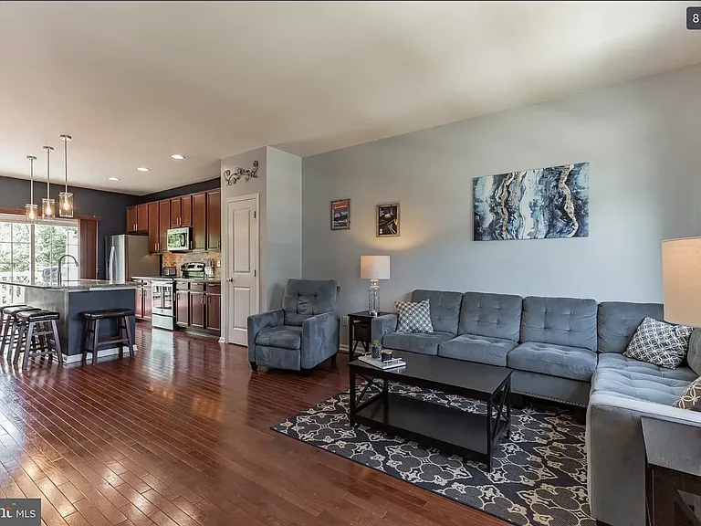 423 Dogwood Dr — Photo 8