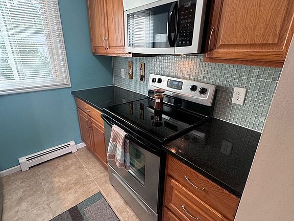 4th image of 2709 Green Meadows Dr