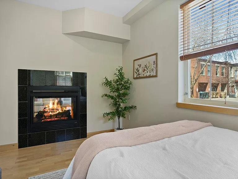 1037 Williamson St #107 — Photo 21