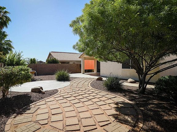 5th image of 7363 W Peppertree Ln