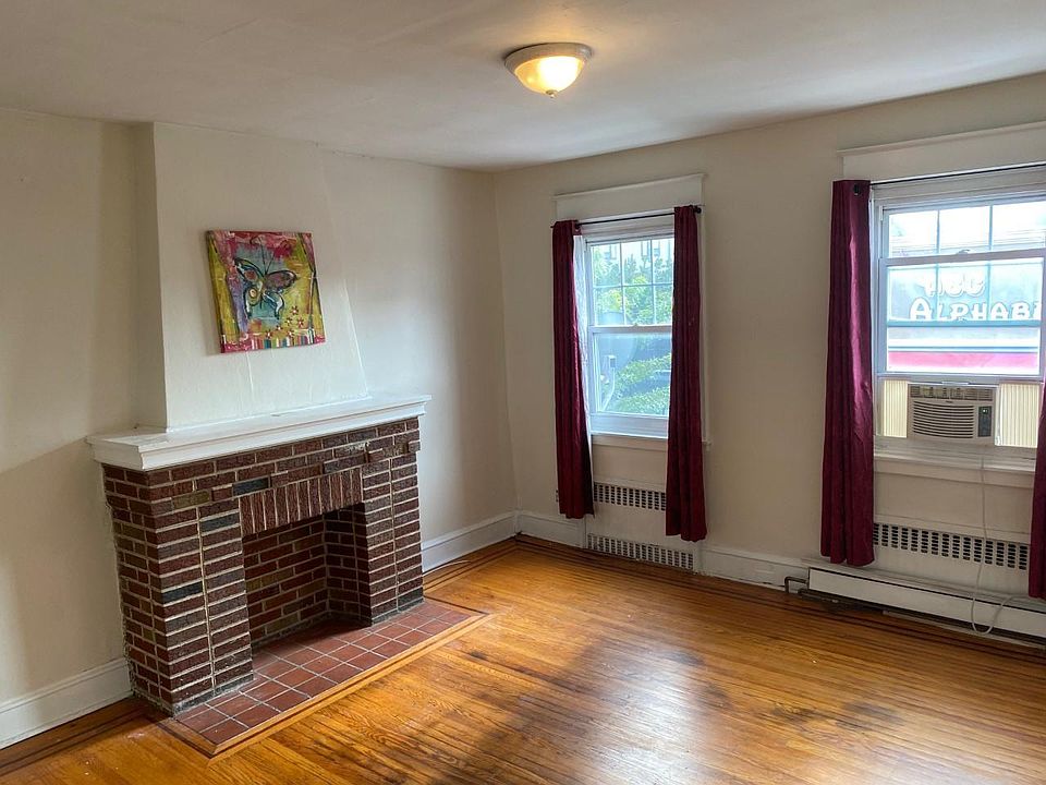 1st image of 1008 N Marshall St #2