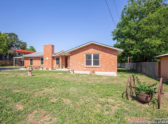 2nd image of 370 Montague Dr