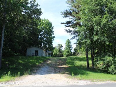 665 Briscoe Rd, Holly Springs, MS, 38635