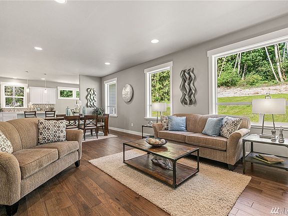 5th image of 14231 46th Ave NW