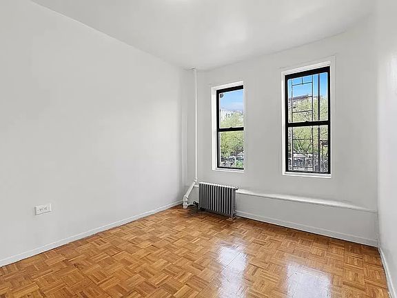 3rd image of 205 Allen St #21