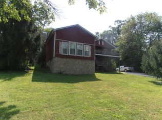 15 Bob Moore Ln, Carthage, TN 37030
