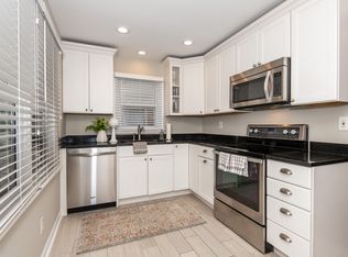 7809 Greenbriar Ln, Cincinnati, OH 45243