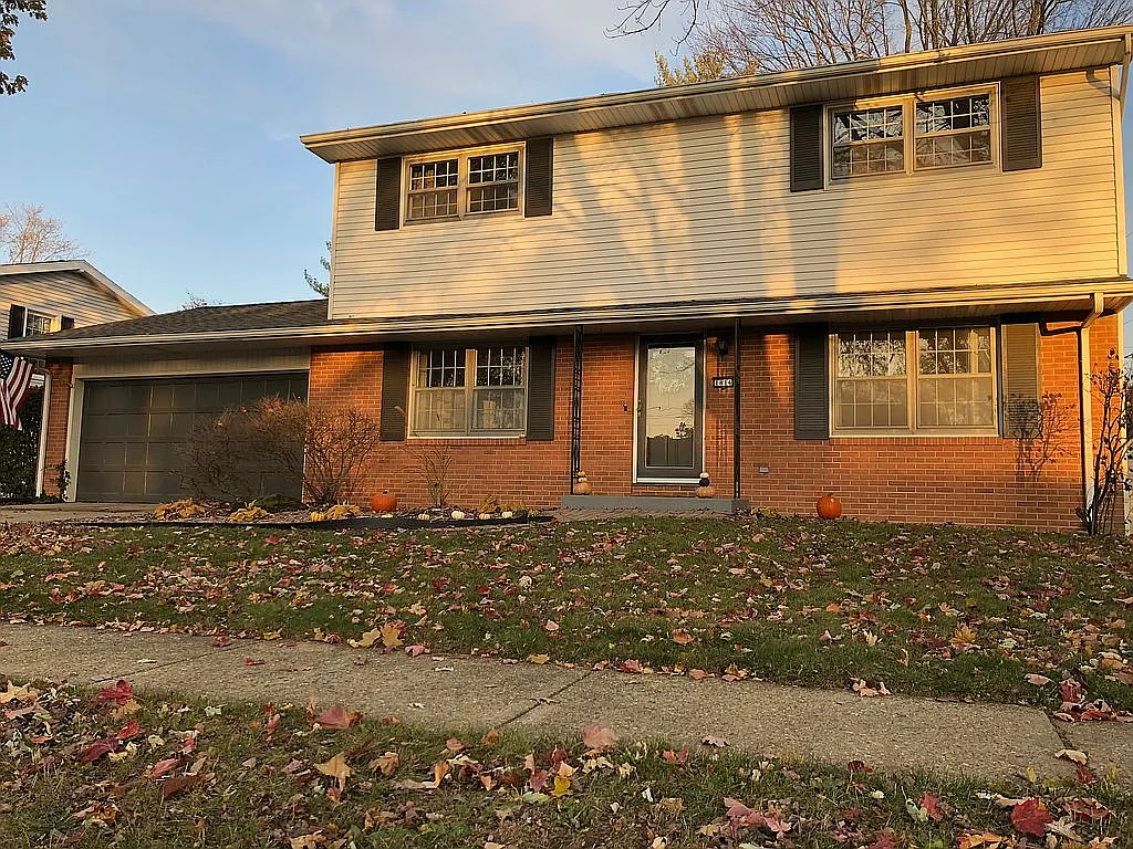 1814 Robert Dr photo 1