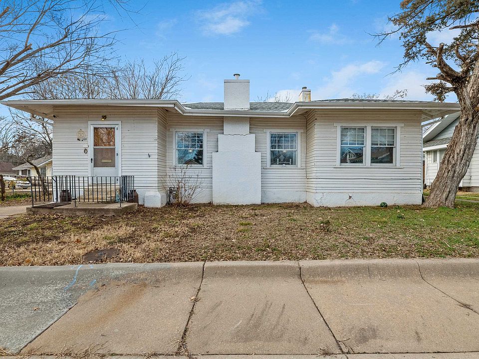 1st image of 409 Houser Dr