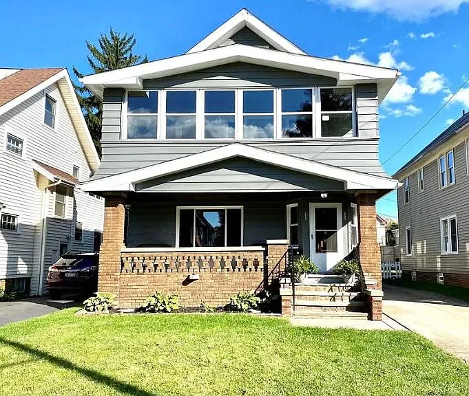 2127 Bunts Rd — Photo 1