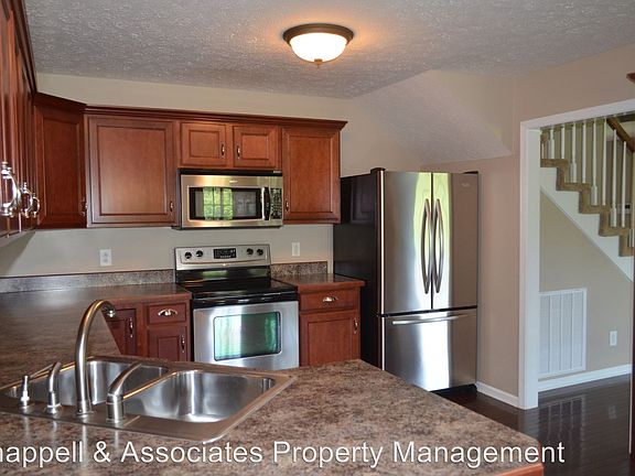 5th image of 1159 Viewmont Dr