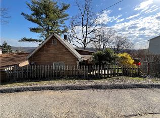 1106 Oakland Ave, Charleroi, PA