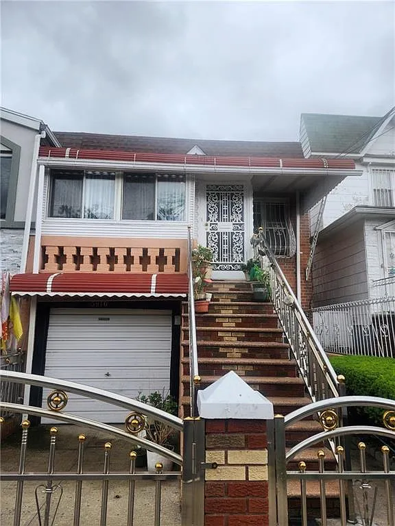 5910 Beverley Rd photo 1