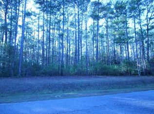 459 Boundaryline Dr NW, Calabash, NC 28467