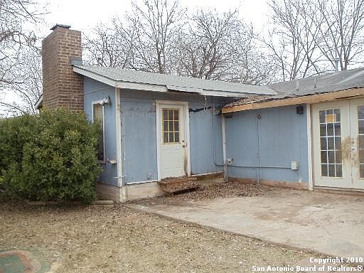 4th image of 821 CURTISS ST