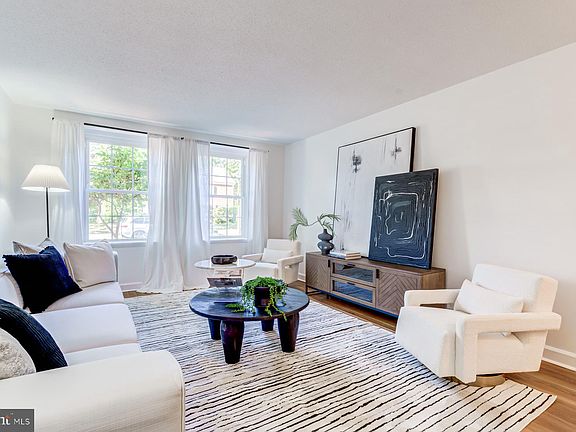 4th image of 4704 30th St S APT A2