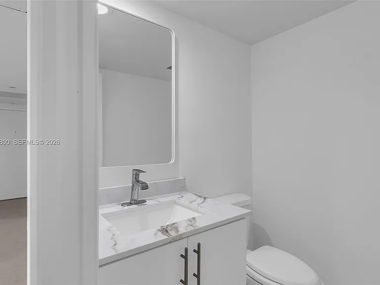 90 Edgewater Dr #1201 — Photo 16