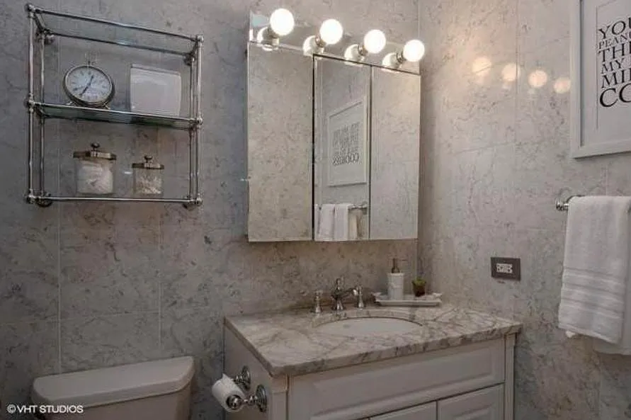 En Suite Bathroom