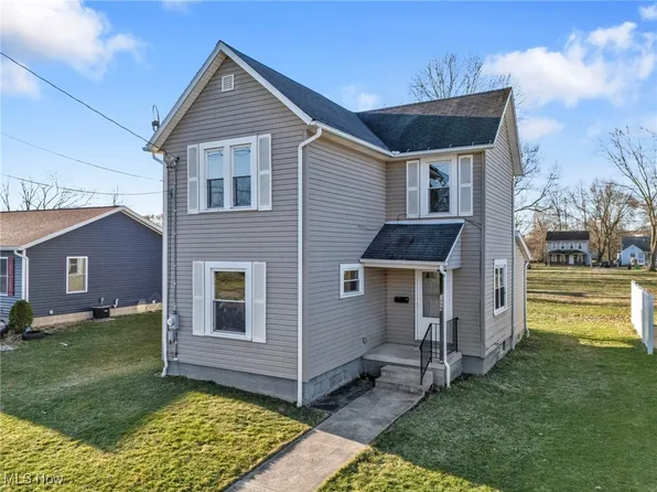 1059 Pike St, Alliance, OH 44601