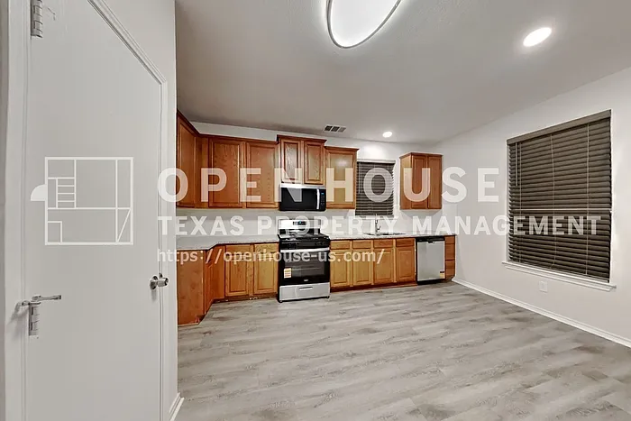 3203 W Kingsbrook Dr — Photo 5