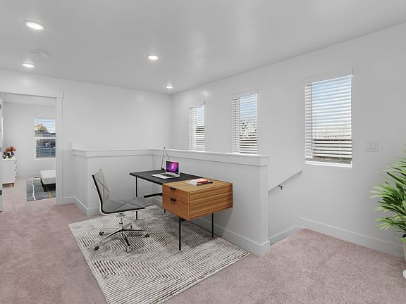 Finished home photos are representational images only. See sales agent for details.