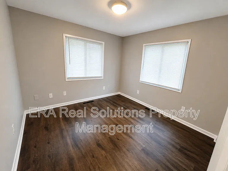 2169 Hanna Dr — Photo 7