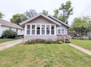621 River Ln, Loves Park, IL 61111
