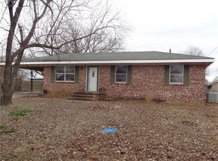 832 Church Ave, Mulberry, AR 72947