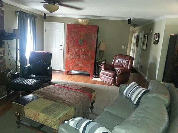 Living Room 1 (Open Floor)